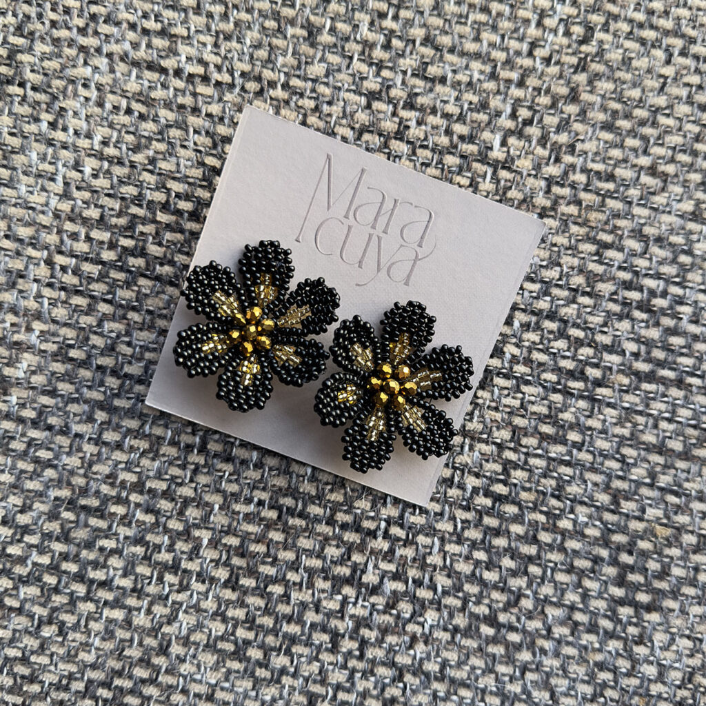Flor Earrings [Black]