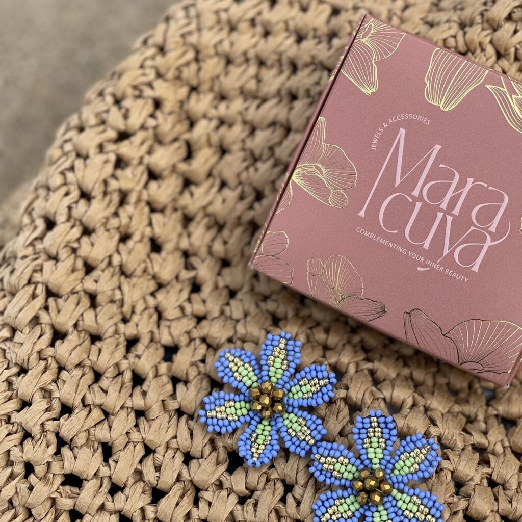 Flor Earrings [Light Blue]