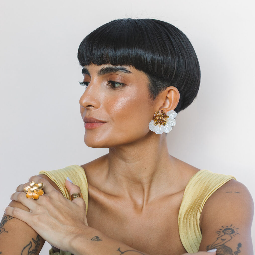 Garden Me Earrings [Gold]