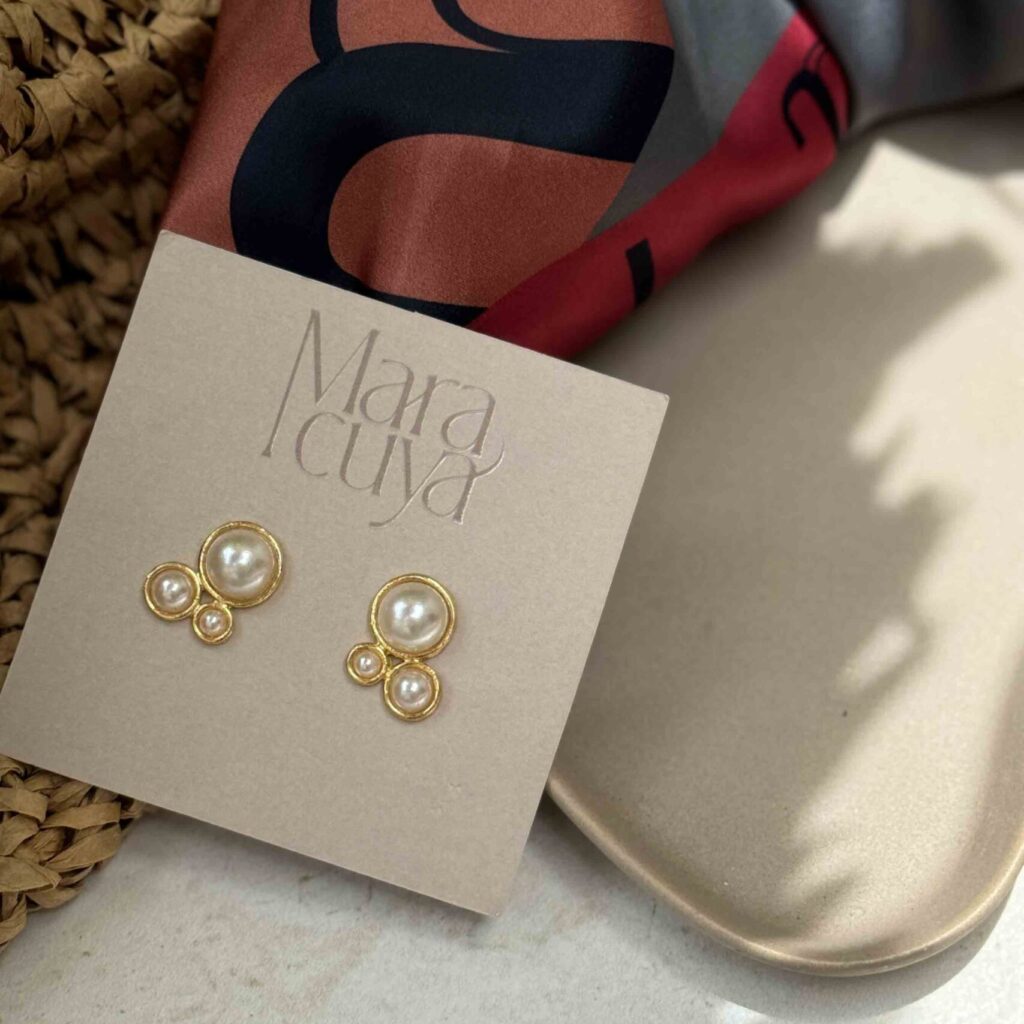 Pearl Drop Earrings [Mini]